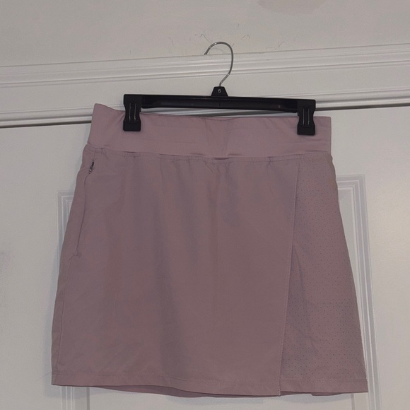 ZeroXposur Dresses & Skirts - ZeroXposur Light Pink Women's Athletic Skirt